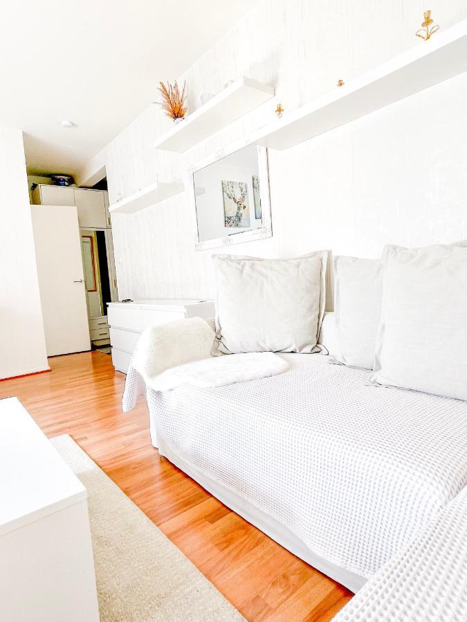 Ilona Apartments -"Home Away From Home" Kotka Buitenkant foto