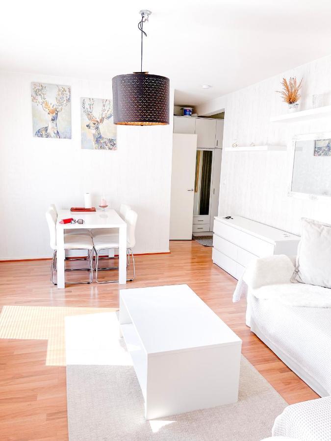 Ilona Apartments -"Home Away From Home" Kotka Buitenkant foto